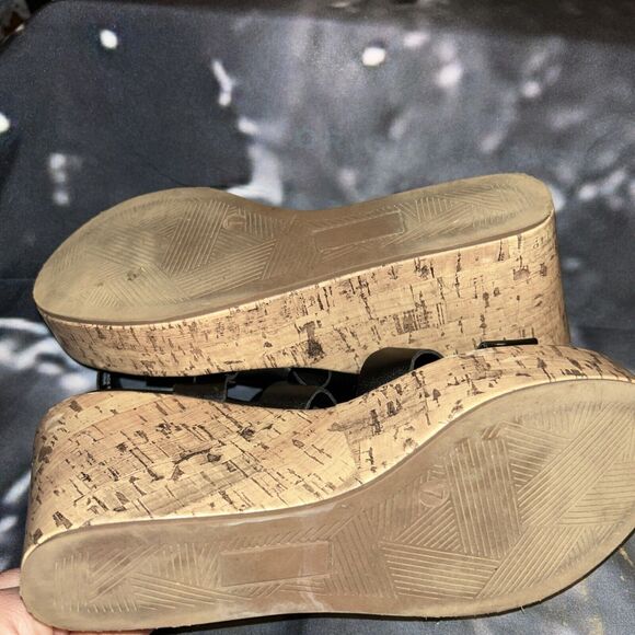 Y Not? Cork Black Stripe Sandals Size 7 - Picture 5 of 6